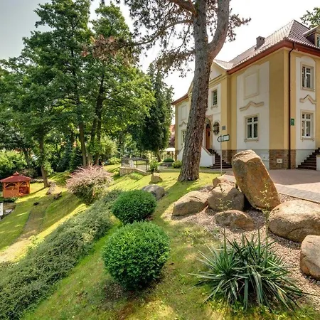 Apartament W Rezydencji Nad Stawem - Traugutta 111