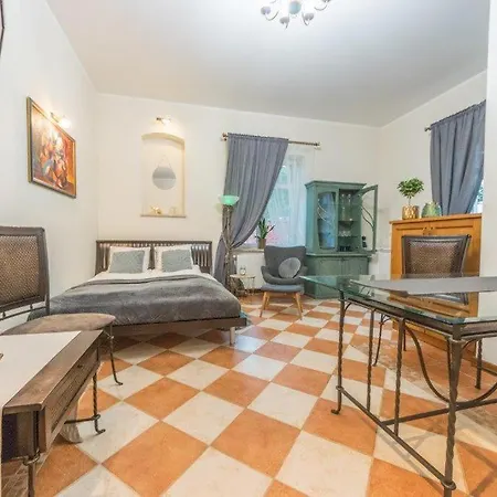 W Rezydencji Nad Stawem - Traugutta 111 Apartament *