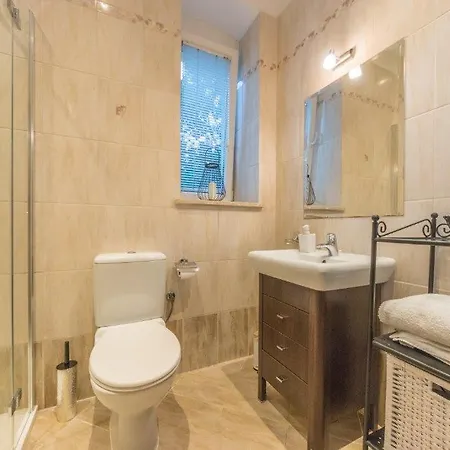 Apartament W Rezydencji Nad Stawem - Traugutta 111